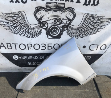 Крило переднє ліве Mercedes W204 21100722