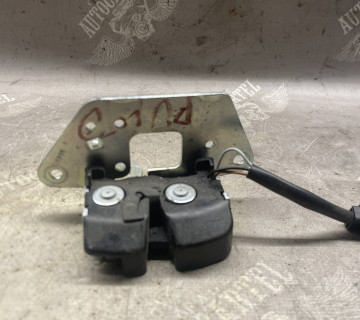 Замок кришки багажника Fiat Punto 55702917