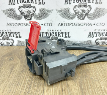 Блок запобіжників Mercedes C-class W203 2035450803