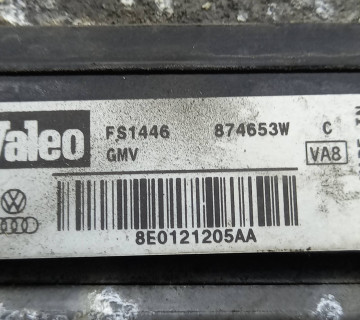 Вентилятор охолодження з диффузором AUDI A4 B6 8E0121205AA