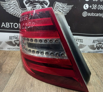 a2048206264 Ліхтар лівий задній універсал 11- Mercedes C-class (W204) 2007-2015