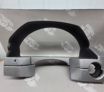 a2046801708 Корпус щитка приладів Mercedes w 204