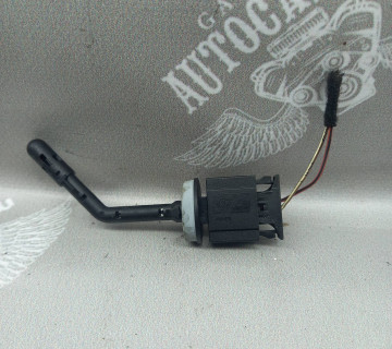 Датчик температури кондиціонера Volkswagen Passat B6 B7 Golf 5 6 1k0907543f