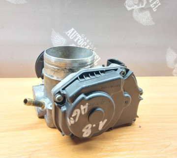 Дросельна заслонка Volkswagen Golf 4 1.8i AGM 408237111015Z