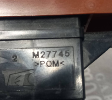 Кнопка аварійки Honda FR-V m27745