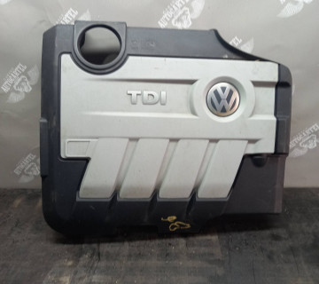 Накладка двигуна декоративна VW Passat B6 05-10 VW Tiguan 08-16 03l103925