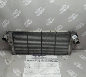 82000008761 Радіатор інтеркуллера Renault laguna 2