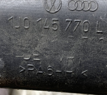 Патрубок (трубопровід, шланг) Volkswagen Golf-4 2002 1j0145770l