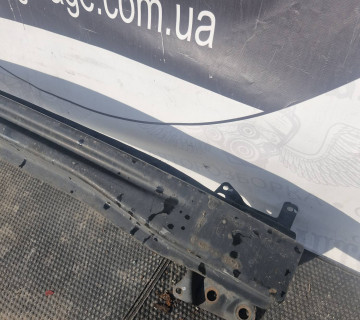 Підсилювач заднього бампера Volkswagen Caddy