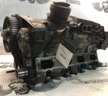 Головка ГБЦ Volkswagen Passat B6 2.0 FSI 06F103285 комплектність уточнювати