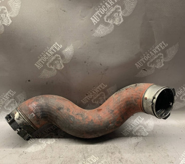 Патрубок інтеркулера Mercedes W212 2.2 CDI a2125280200