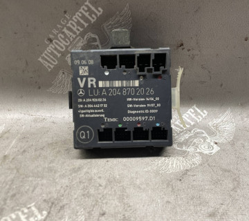 Блок керування дверей передньої правої Mercedes C-class (W204) a2048702026