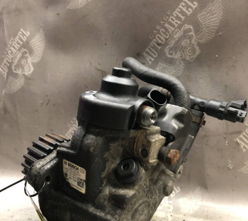 Насос паливний високого тиску (ПНВТ) - DIESEL Volkswagen T6 03l130755r