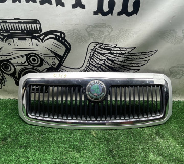 Решітка радіатора Skoda Fabia 1 6y0853668b