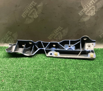 Кронштейн кріплення крила переднього правого верхній Renault Scenic 3 631220010r