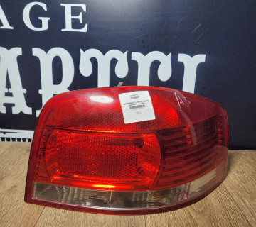 8p0945096021s Ліхтар задній правий Audi a38p