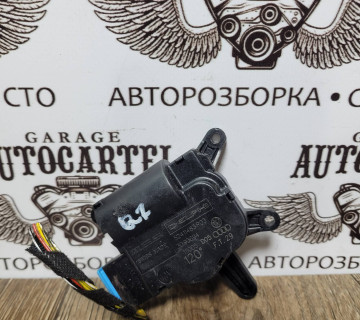 52411483r03 Моторчик заслінки audi Q7