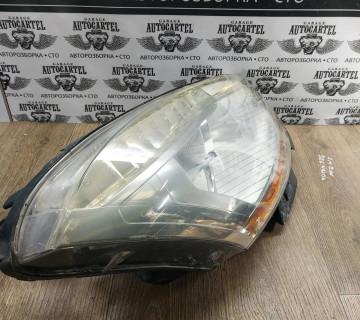 Фара права галоген (дефект кріплень) Citroen C4 Grand Picasso 16298200