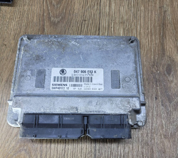 047906033K Блок керування двигуном Skoda fabia 1.4