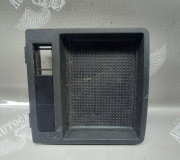 1t1857368 Полка під попільничку для Volkswagen Touran