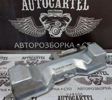 Подушка колін Mercedes C-Class W204 306026999AR